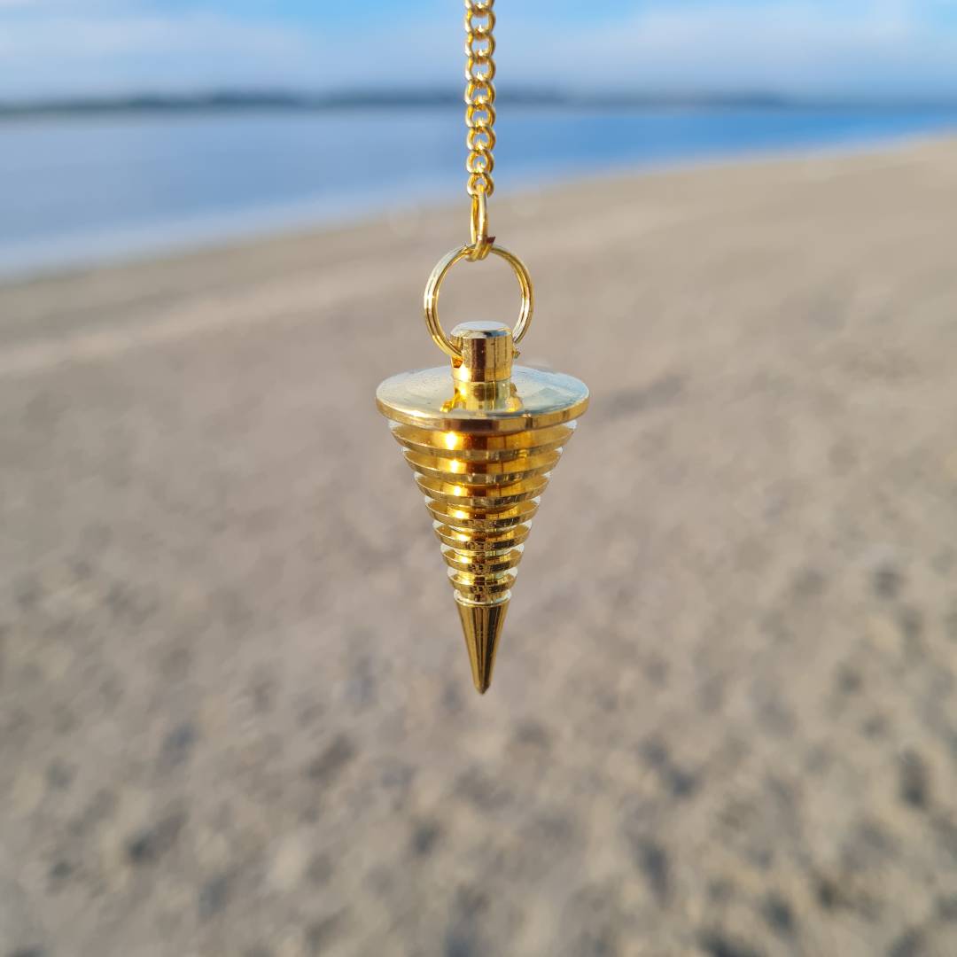 pendule-divinatoire-cuivre pendule-divinatoire-cuivre